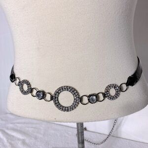 Vintage Y2K Chunky Rhinestone Silver Tone & Black Chain Belt